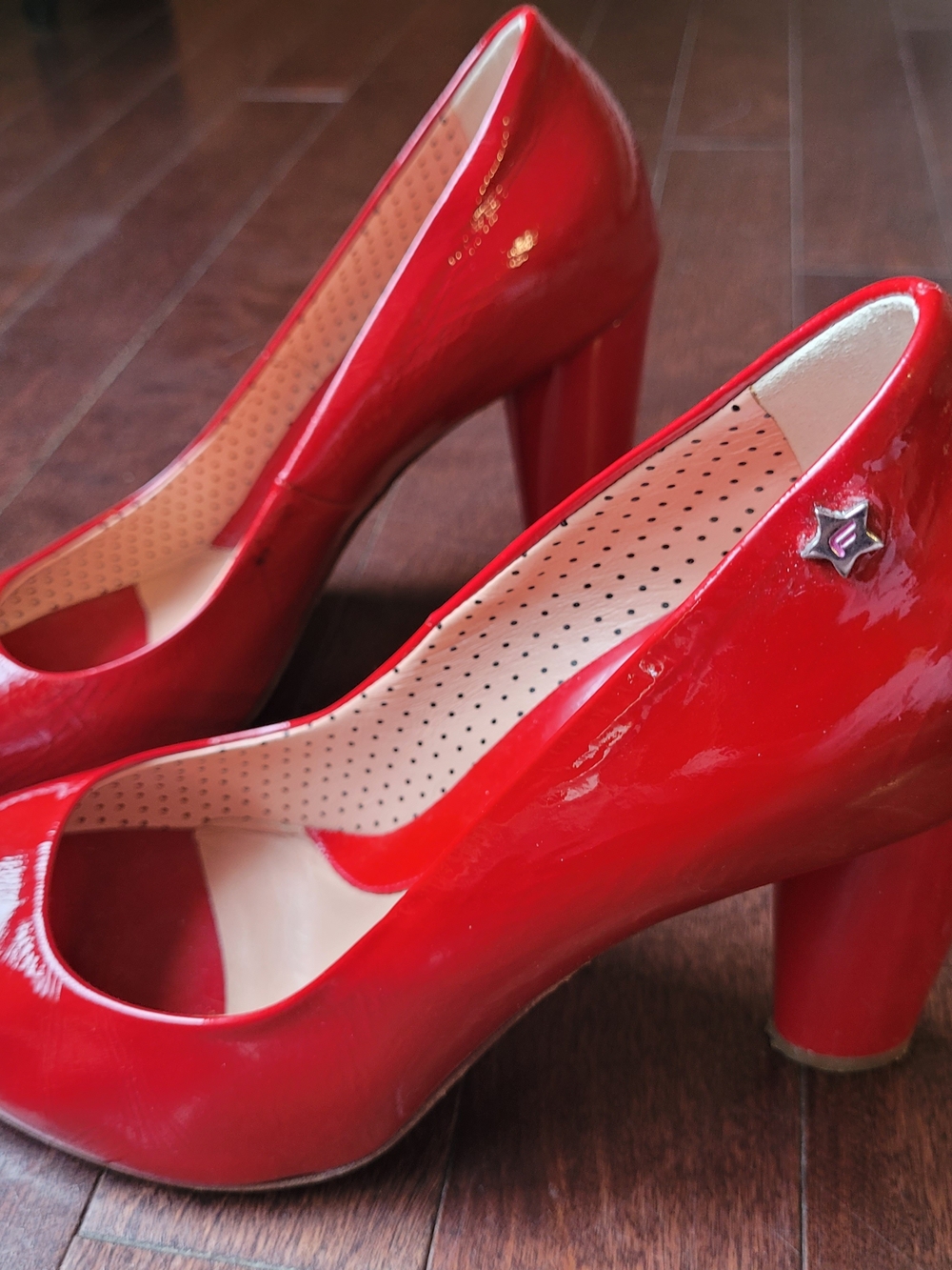 Fornarina Made In Italy Red Patent Block Heel Pumps Leather Sole